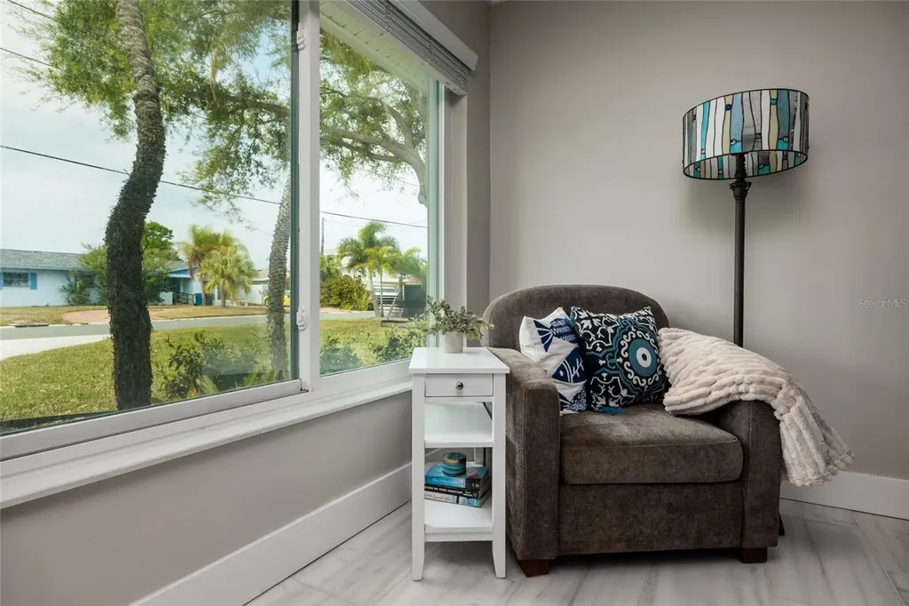 11775 E 4th Street E Treasure Island FL 33706