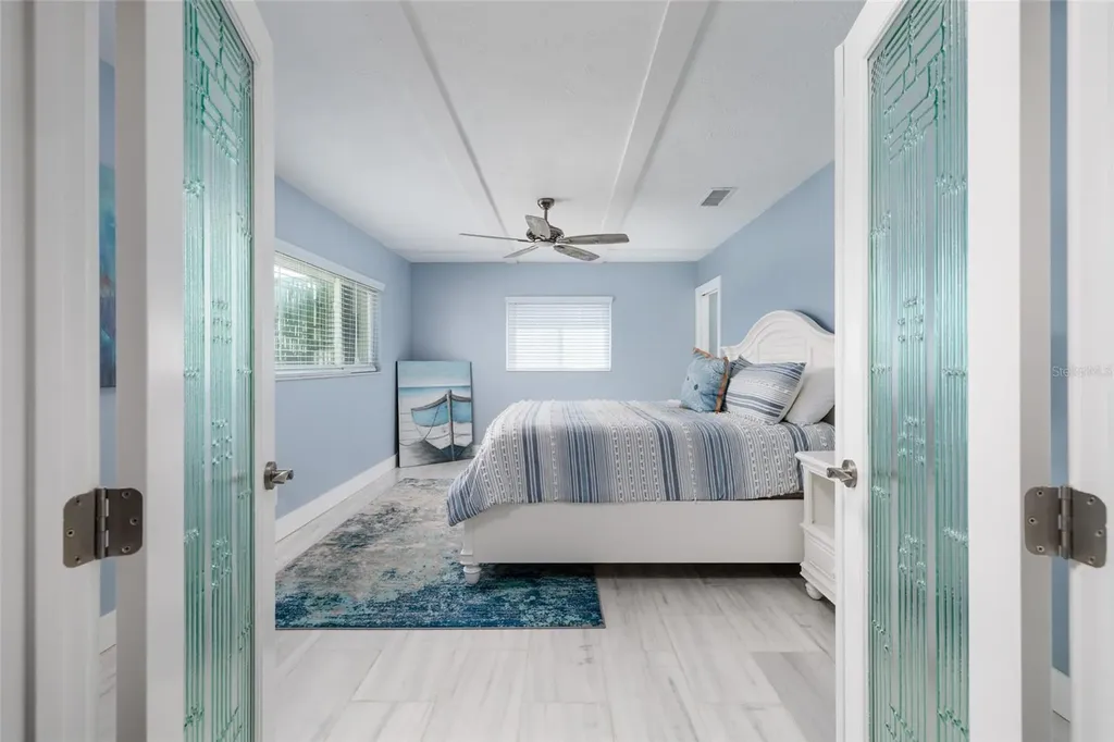 11775 E 4th Street E Treasure Island FL 33706