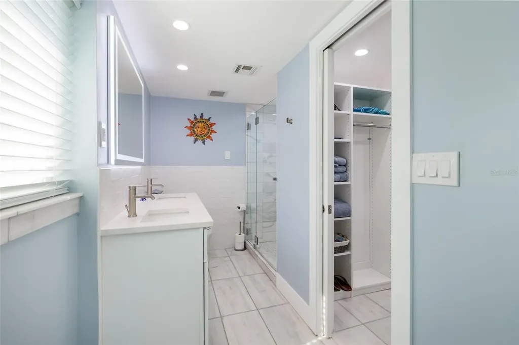 11775 E 4th Street E Treasure Island FL 33706