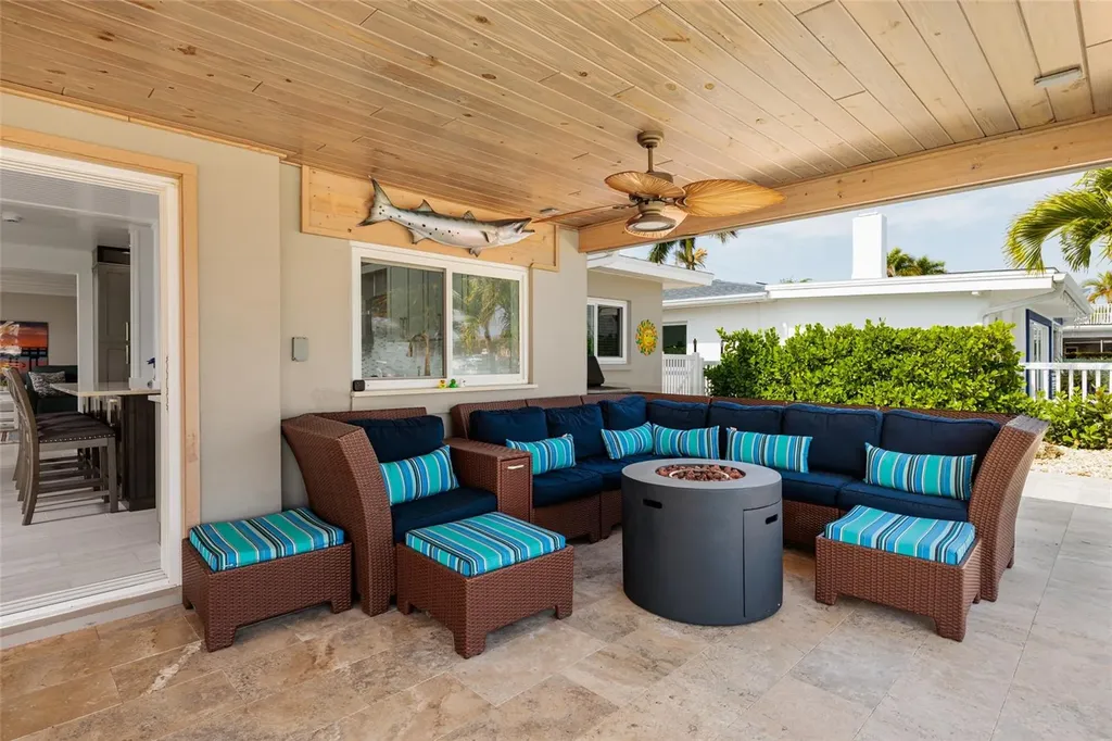 11775 E 4th Street E Treasure Island FL 33706
