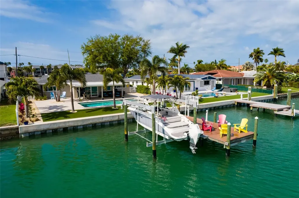 11775 E 4th Street E Treasure Island FL 33706