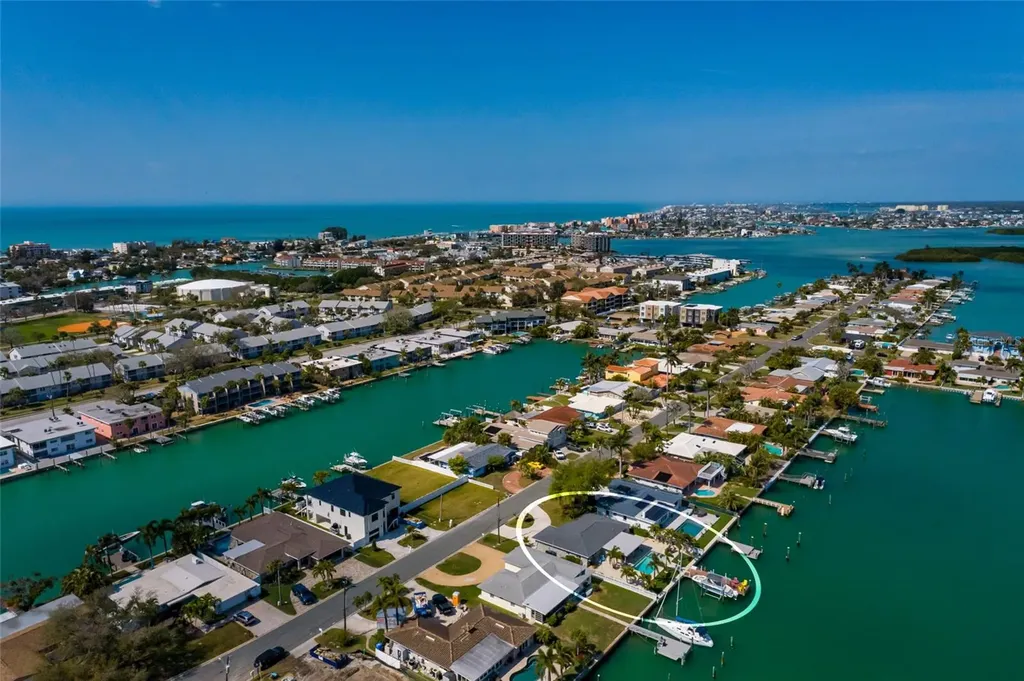 11775 E 4th Street E Treasure Island FL 33706