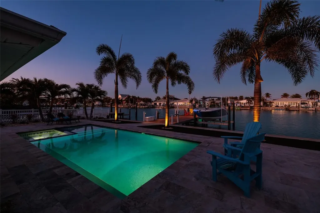 11775 E 4th Street E Treasure Island FL 33706