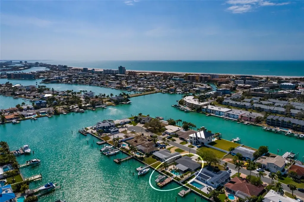 11775 E 4th Street E Treasure Island FL 33706