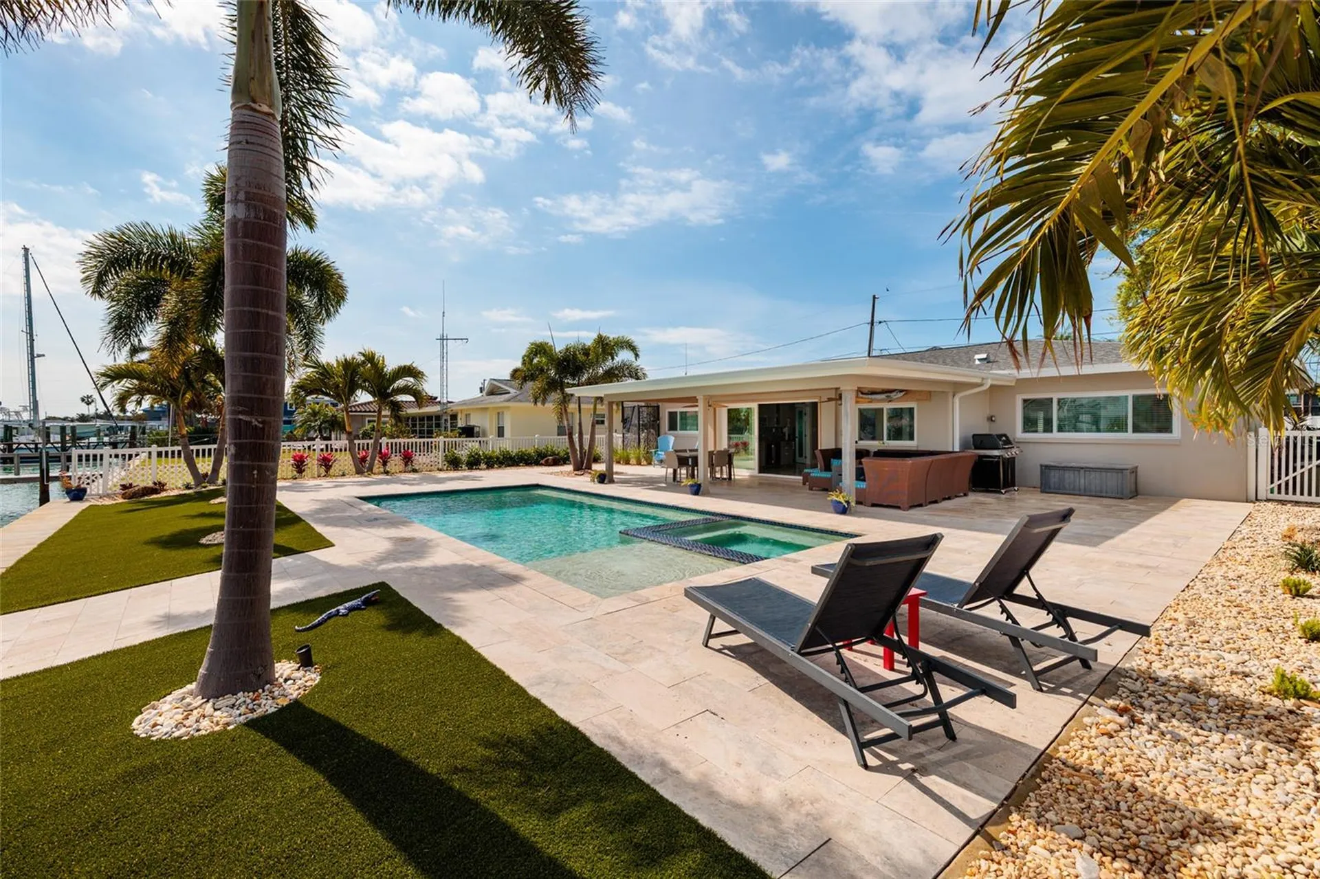 11775 E 4th Street E Treasure Island FL 33706