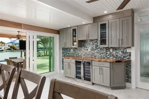 11775 E 4th Street E Treasure Island FL 33706