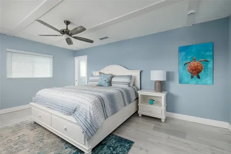 11775 E 4th Street E Treasure Island FL 33706