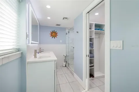 11775 E 4th Street E Treasure Island FL 33706
