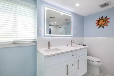11775 E 4th Street E Treasure Island FL 33706