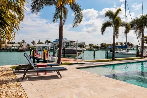 11775 E 4th Street E Treasure Island FL 33706