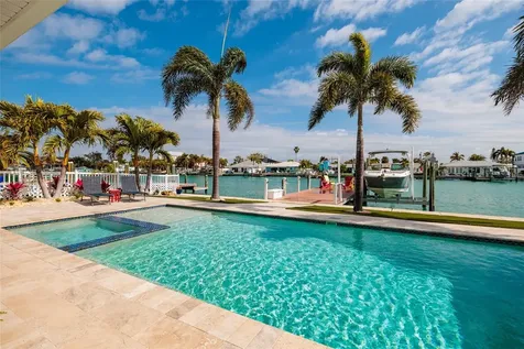 11775 E 4th Street E Treasure Island FL 33706