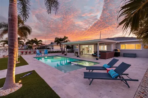 11775 E 4th Street E Treasure Island FL 33706