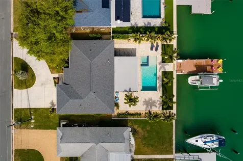 11775 E 4th Street E Treasure Island FL 33706