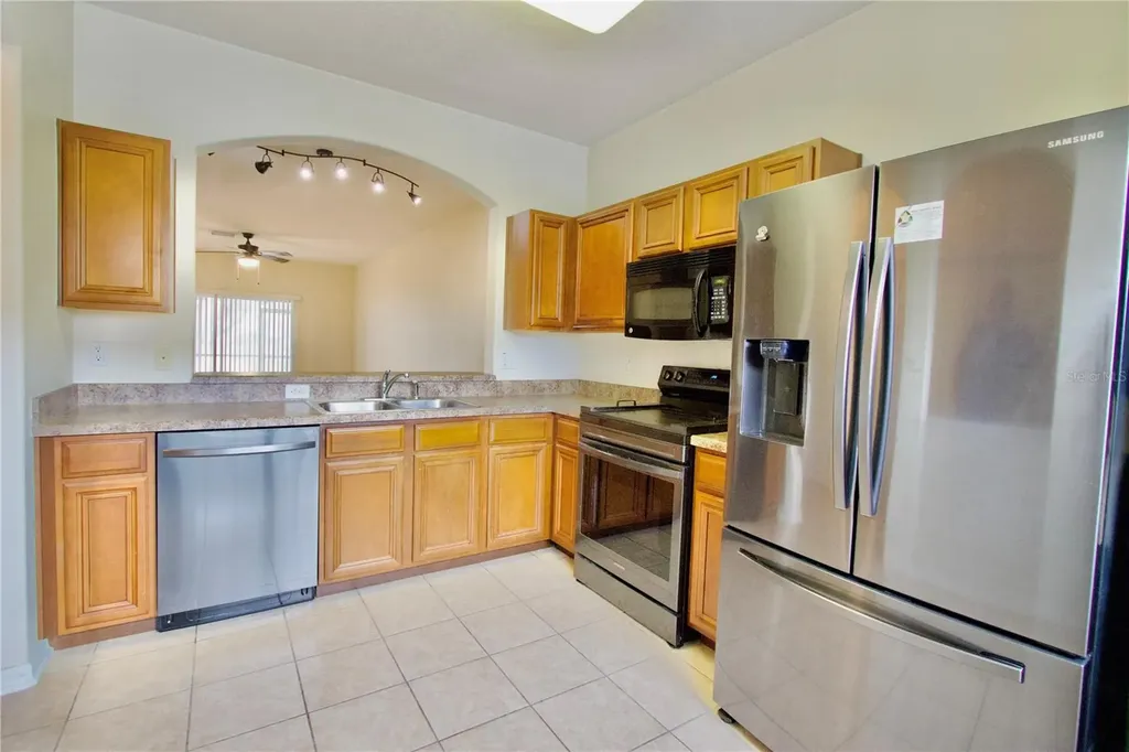 1144 Sleepy Oak Drive Wesley Chapel FL 33543