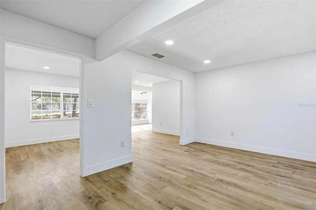 12703 N 53rd Street Temple Terrace FL 33617