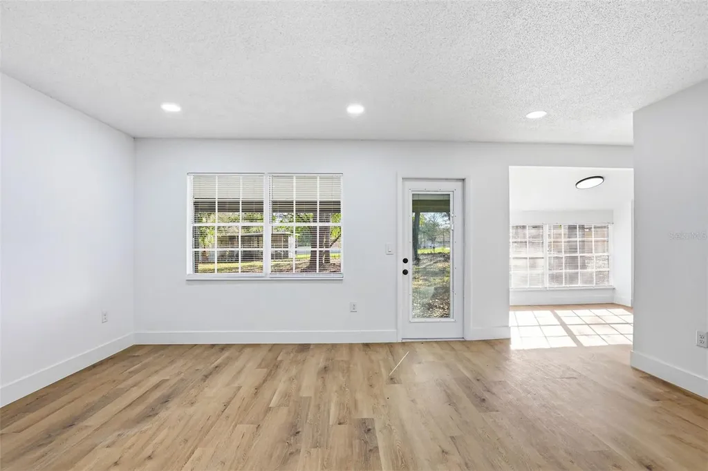 12703 N 53rd Street Temple Terrace FL 33617
