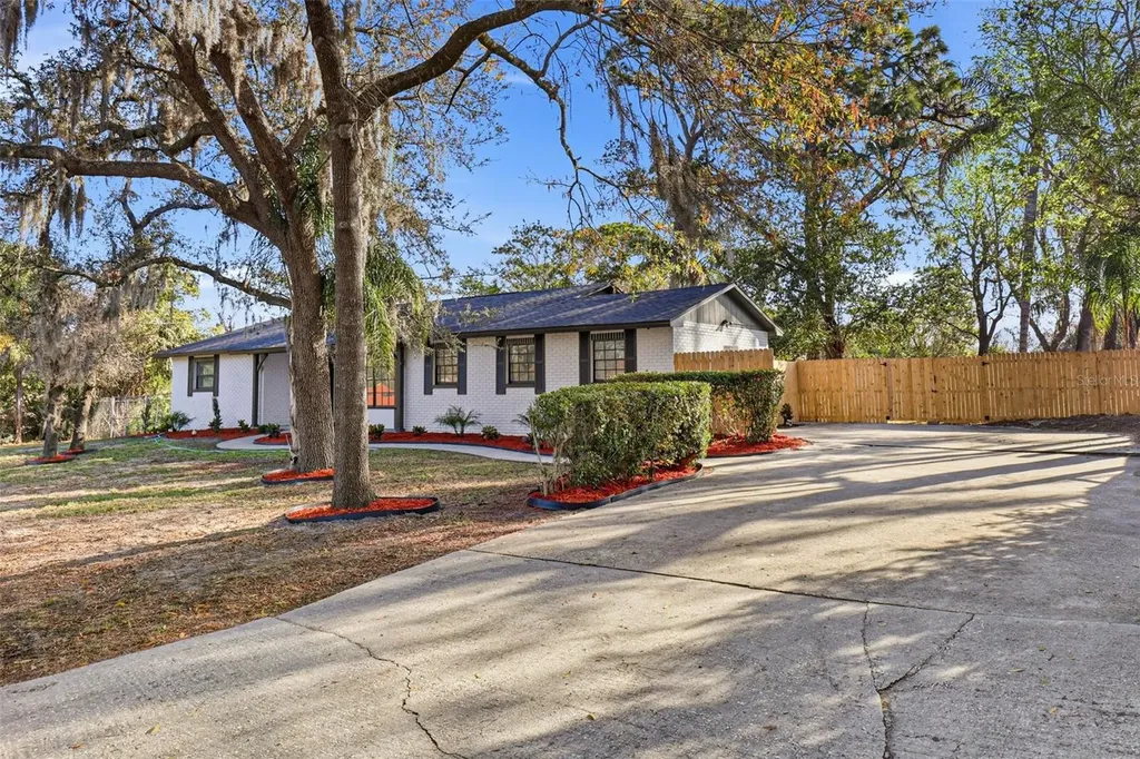 12703 N 53rd Street Temple Terrace FL 33617