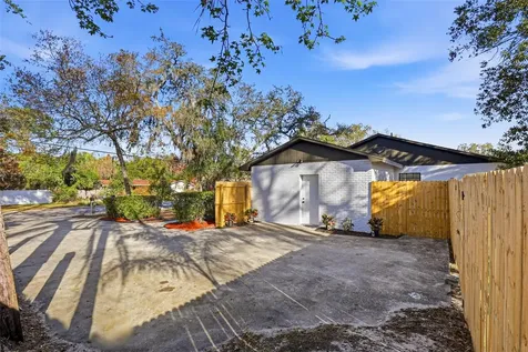 12703 N 53rd Street Temple Terrace FL 33617