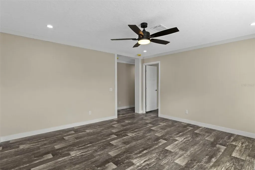 10877 Old Lakeland Highway Dade City FL 33525