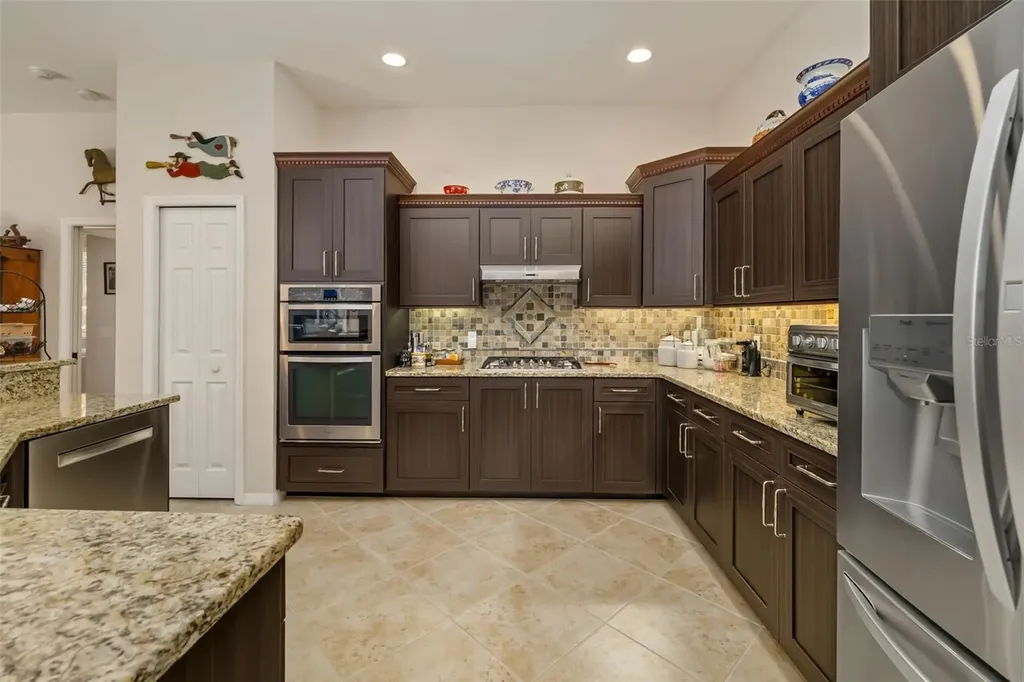 3130 Walter Travis Drive Sarasota FL 34240