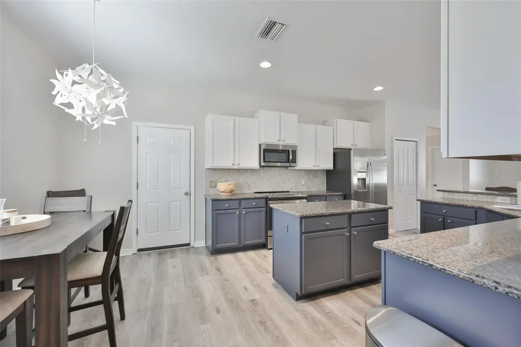 1609 Bonita Bluff Court Ruskin FL 33570