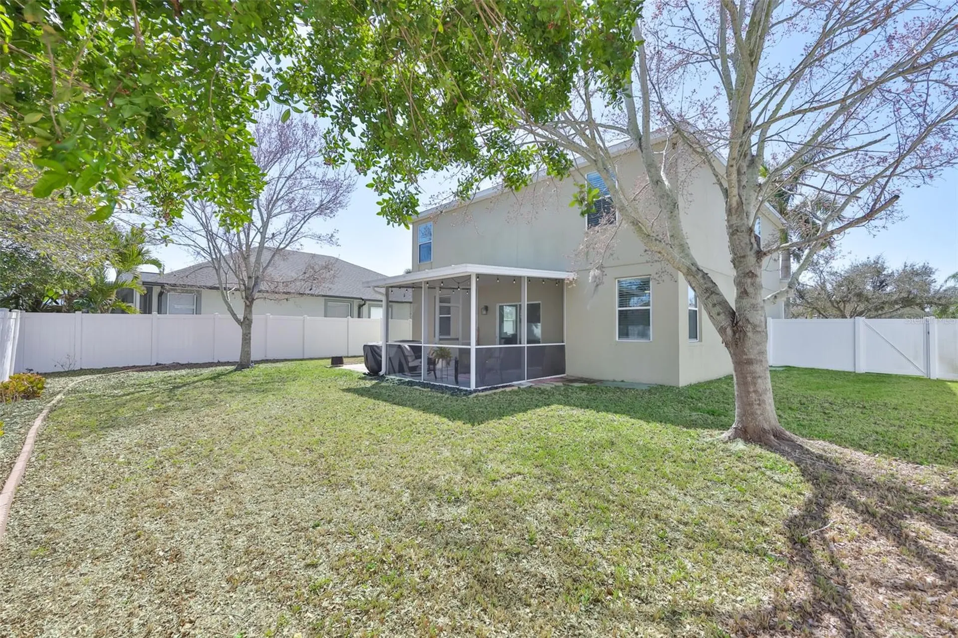 1609 Bonita Bluff Court Ruskin FL 33570