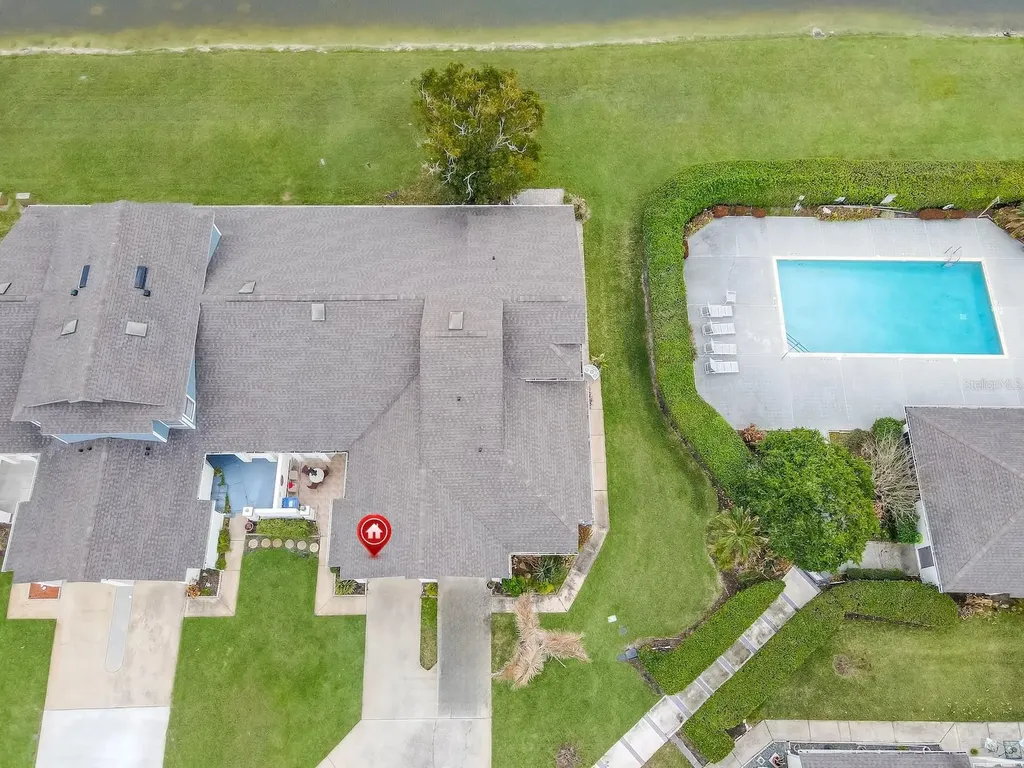 62 Lakepointe Circle Kissimmee FL 34743