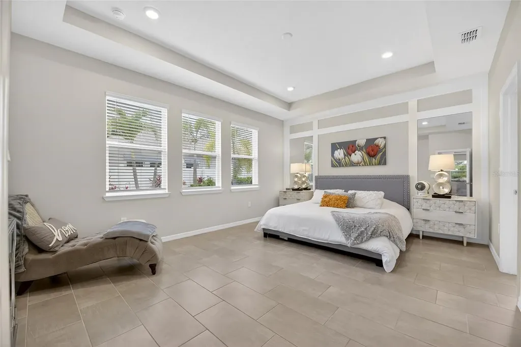 446 6th Avenue NW Ruskin FL 33570