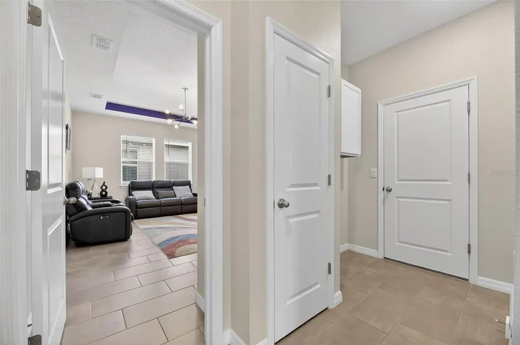 446 6th Avenue NW Ruskin FL 33570