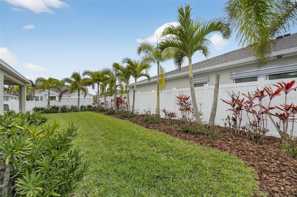 446 6th Avenue NW Ruskin FL 33570