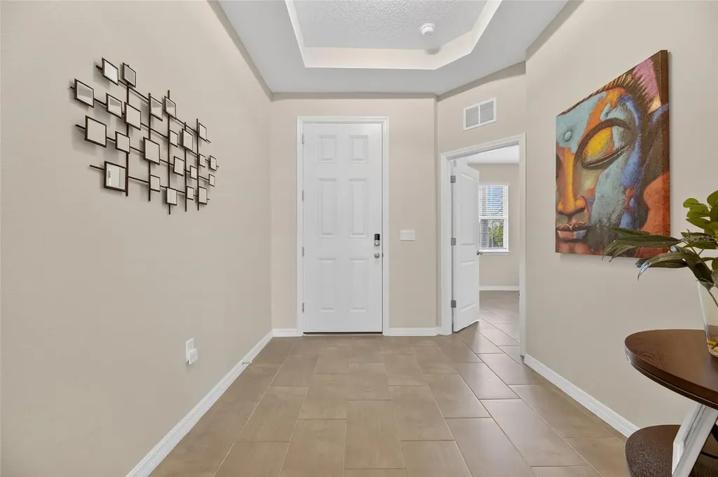 446 6th Avenue NW Ruskin FL 33570