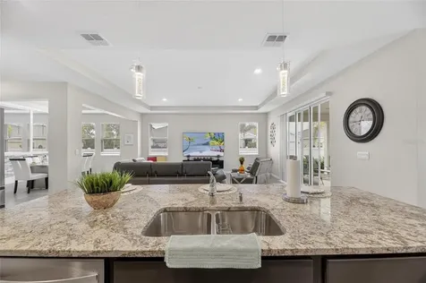 446 6th Avenue NW Ruskin FL 33570