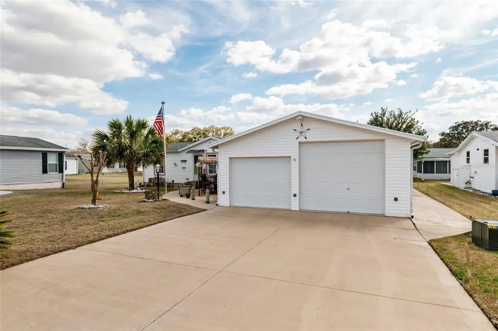563 SW 78th Court Ocala FL 34474