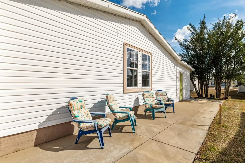 563 SW 78th Court Ocala FL 34474