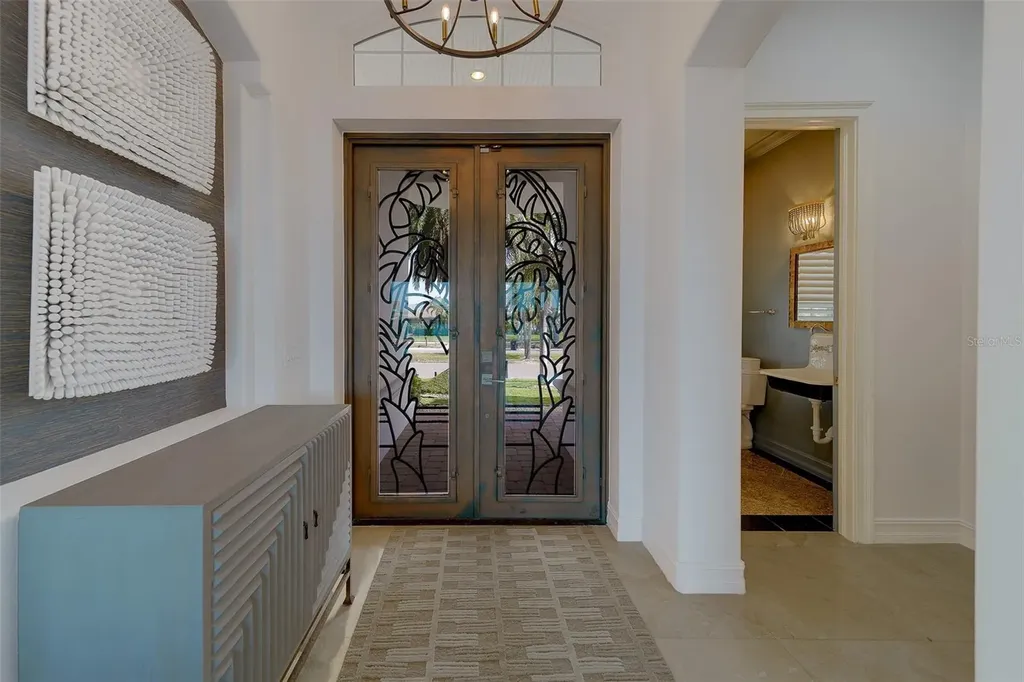 824 Island Way Clearwater Beach FL 33767