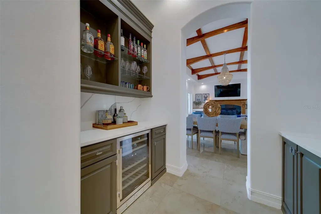 824 Island Way Clearwater Beach FL 33767
