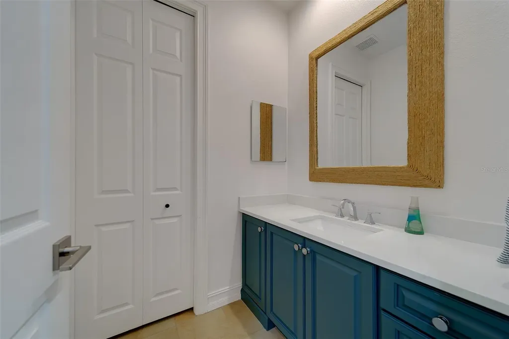 824 Island Way Clearwater Beach FL 33767