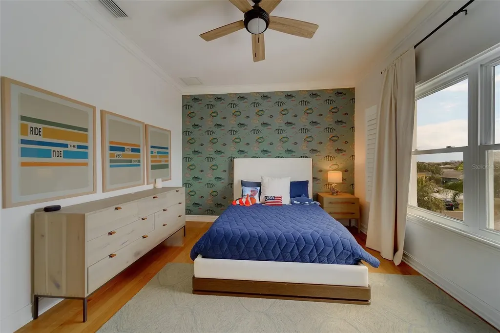 824 Island Way Clearwater Beach FL 33767