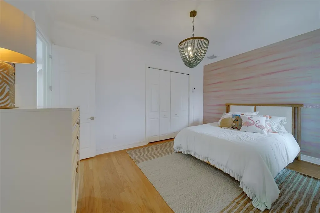 824 Island Way Clearwater Beach FL 33767