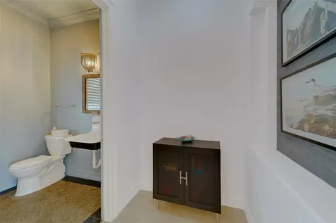 824 Island Way Clearwater Beach FL 33767