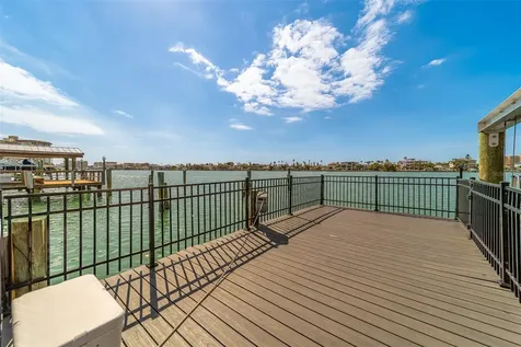 824 Island Way Clearwater Beach FL 33767