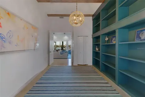 824 Island Way Clearwater Beach FL 33767