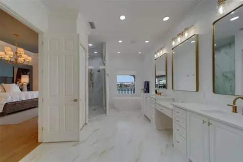 824 Island Way Clearwater Beach FL 33767