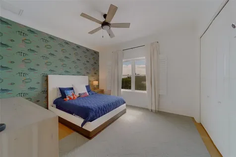 824 Island Way Clearwater Beach FL 33767