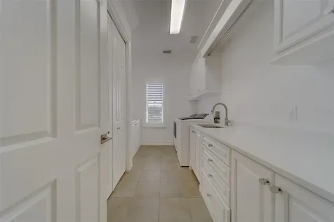 824 Island Way Clearwater Beach FL 33767