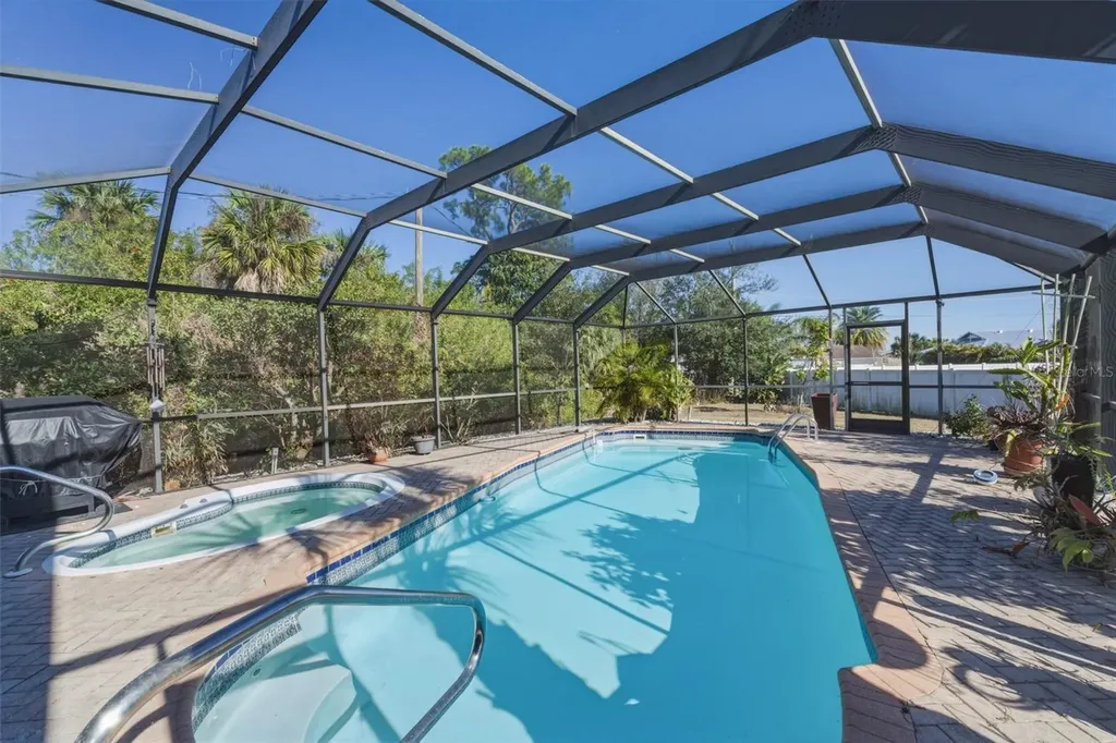 643 Blue Lane NW Port Charlotte FL 33952