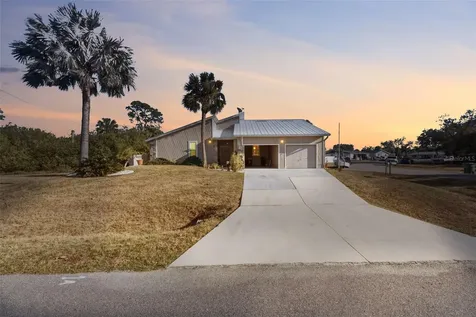 643 Blue Lane NW Port Charlotte FL 33952
