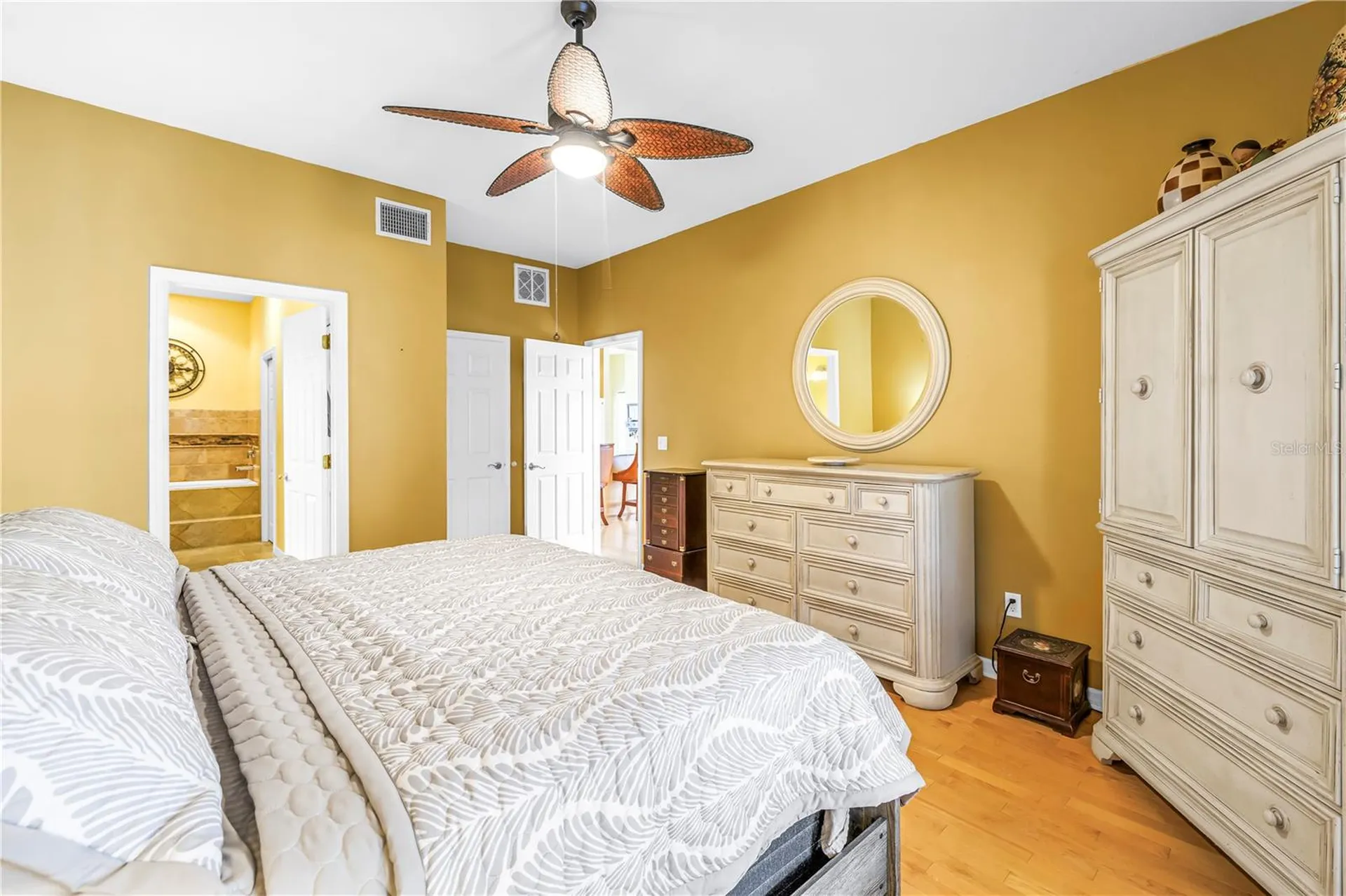 1014 Ewing Place Clearwater FL 33756