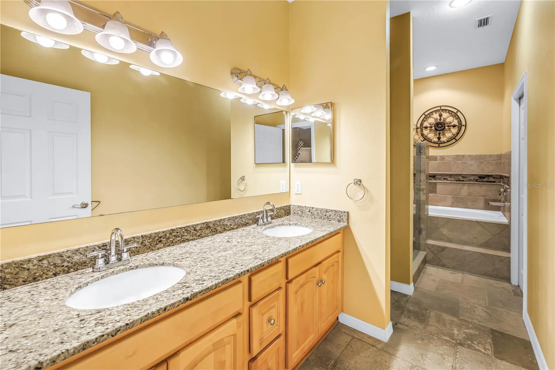 1014 Ewing Place Clearwater FL 33756
