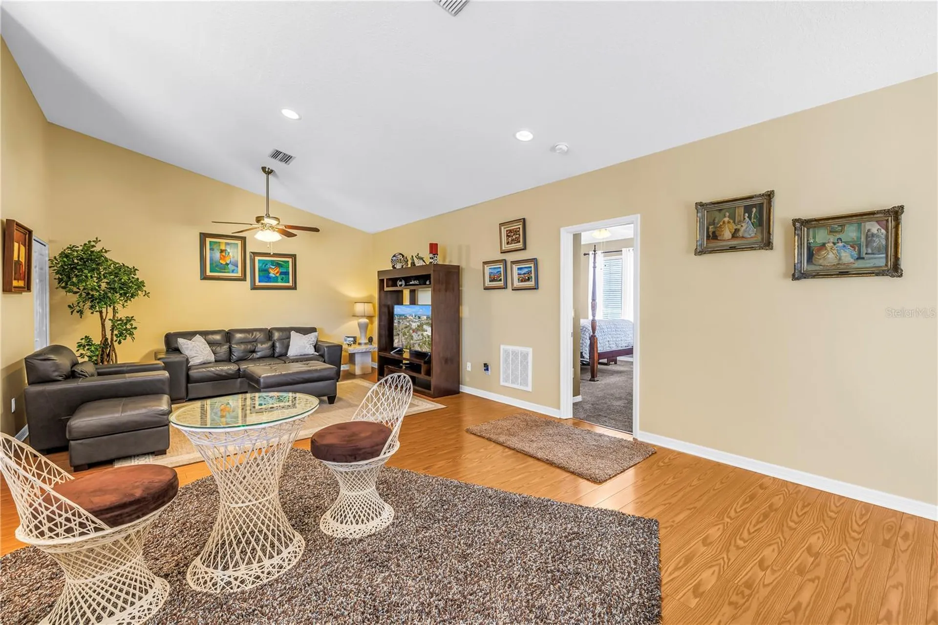 1014 Ewing Place Clearwater FL 33756